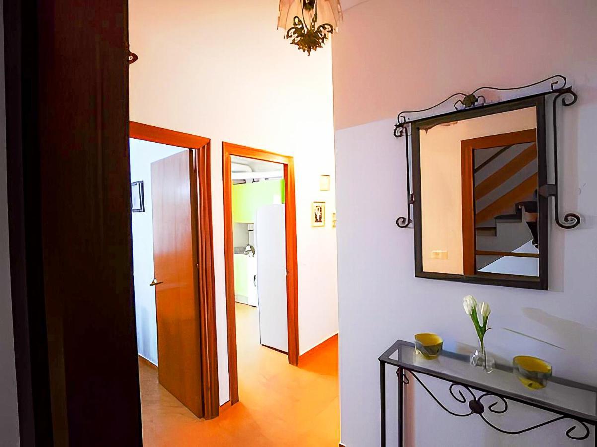 Apartamentos Garaje & Aire & Wifi & Solo Familias Y Parejas Conil De La Frontera Ngoại thất bức ảnh