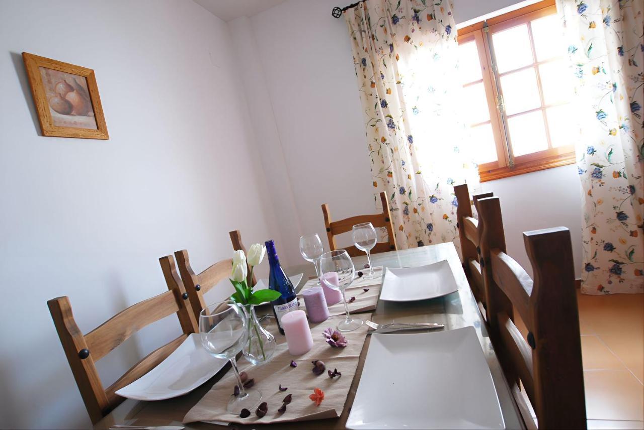 Apartamentos Garaje & Aire & Wifi & Solo Familias Y Parejas Conil De La Frontera Ngoại thất bức ảnh