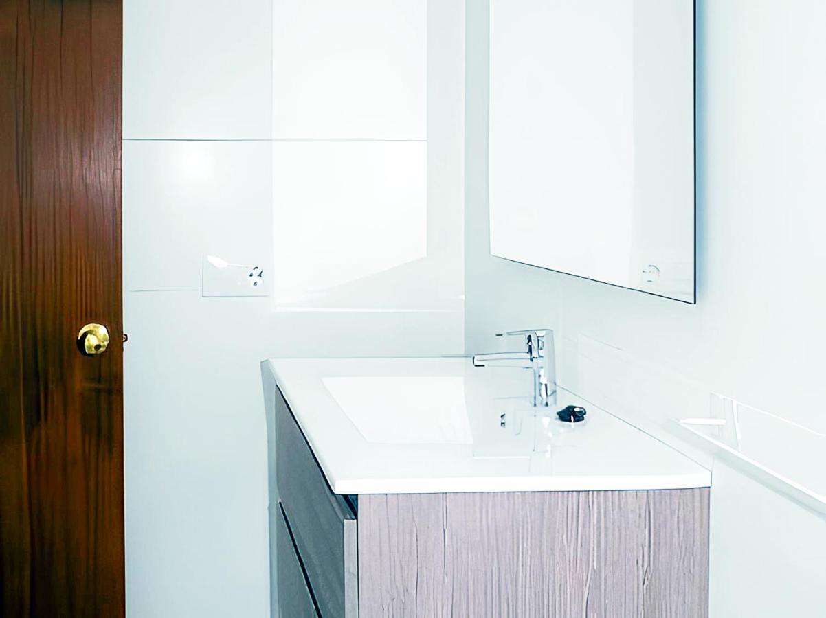Apartamentos Garaje & Aire & Wifi & Solo Familias Y Parejas Conil De La Frontera Ngoại thất bức ảnh